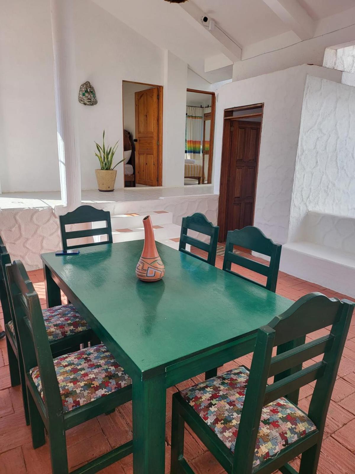 לינה וארוחת בוקר פוארטו אסקונדידו Casa Vacacional מראה חיצוני תמונה